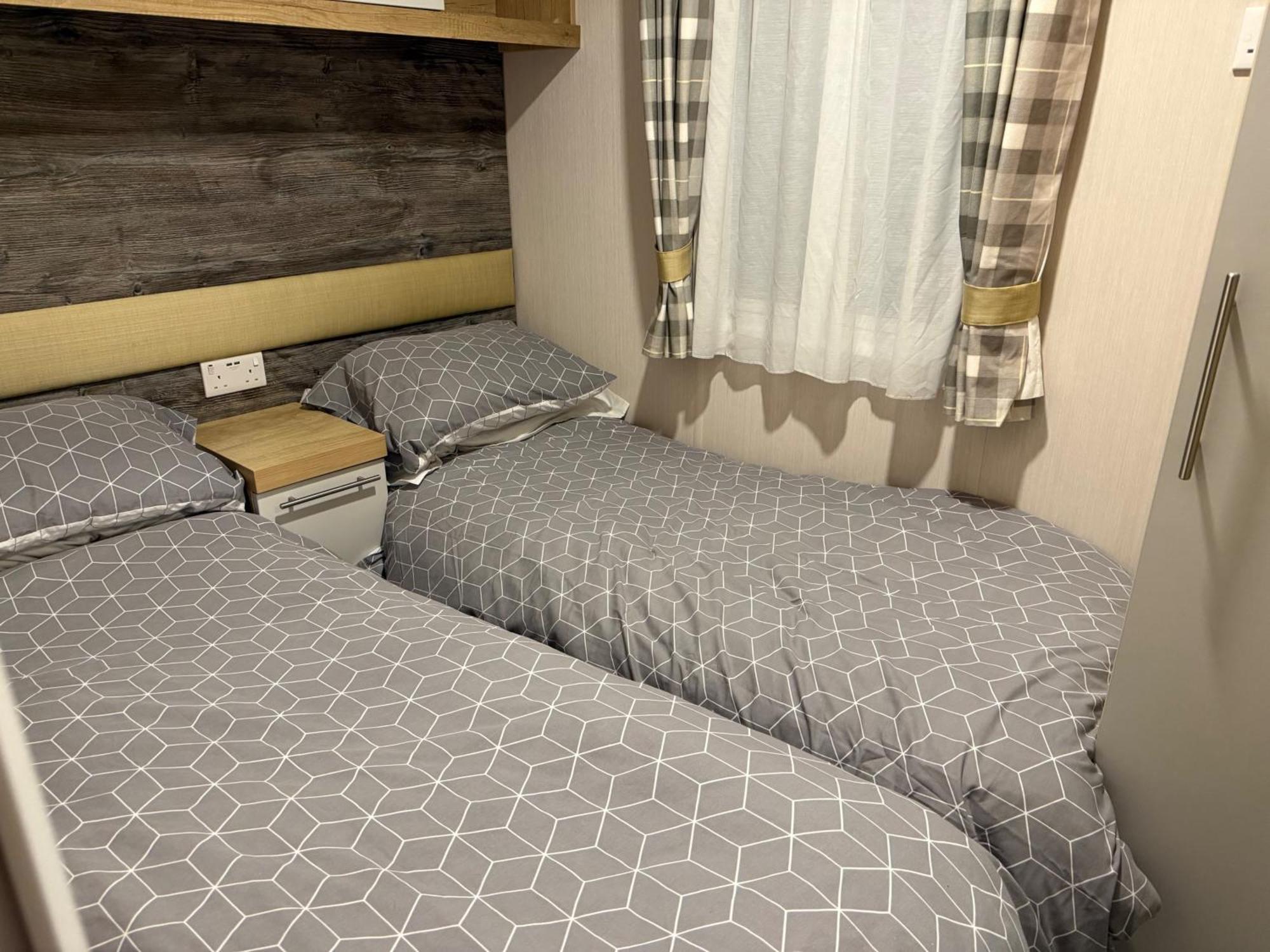 Charming 5-Beds Caravan In Beautiful Seton Sands Port Seton Exterior foto